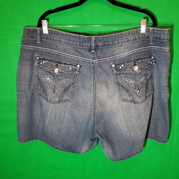 Just Jeans Womens Size20 Blue Denim Bermuda Shorts, Western, Embellished Pockets - Picture 2 of 7